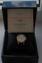 швейцарские часы Lady Moonbeam Watch
